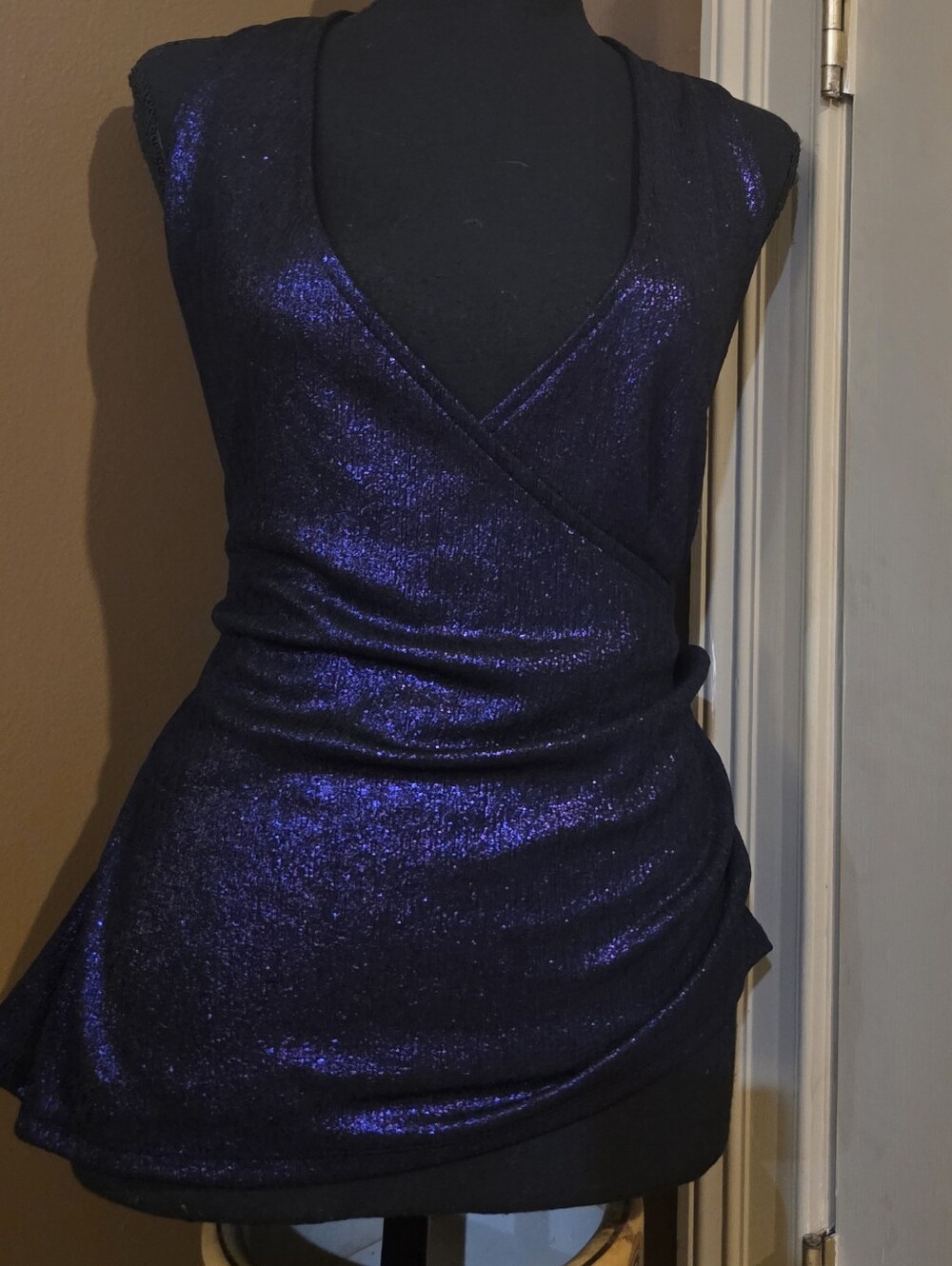 🍇AKIRA Metallic Deep Purple Sleeveless Wrap Camisole
